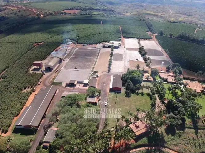 Imóvel para venda possui 13330000 metros quadrados em Zona Rural - Piumhi - MG