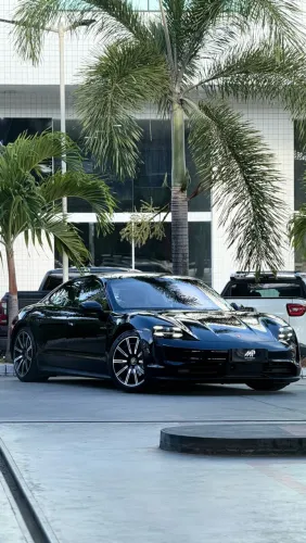 Porsche Taycan 4S (elétrico) 2023