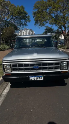 Ford F-1000 Super Diesel / Super Diesel Turbo 1986