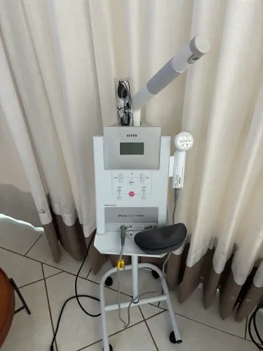 Vendo aparelho de vapor de ozônio Beauty Steam Maxx impecável
