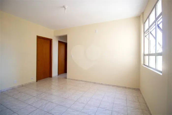 Apartamento à venda ou para alugar com 2 quartos no condomínio Pedro Costa, São Roque - SP