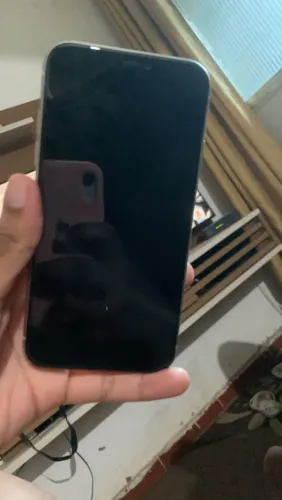 Vendo iPhone 11 para retirada de peças