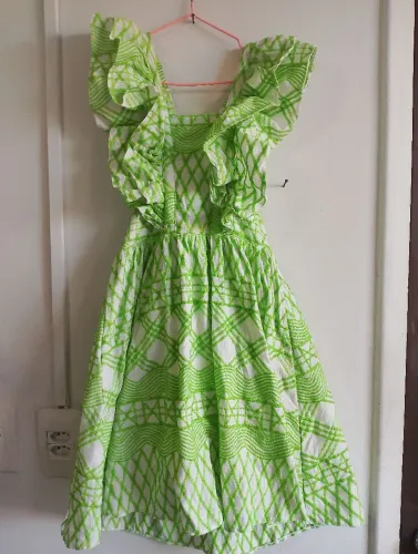 Vestido em lese tamanho 8 anos doce maria