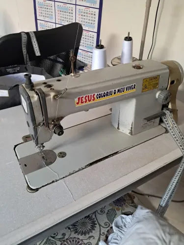 Maquina costura reta industrial