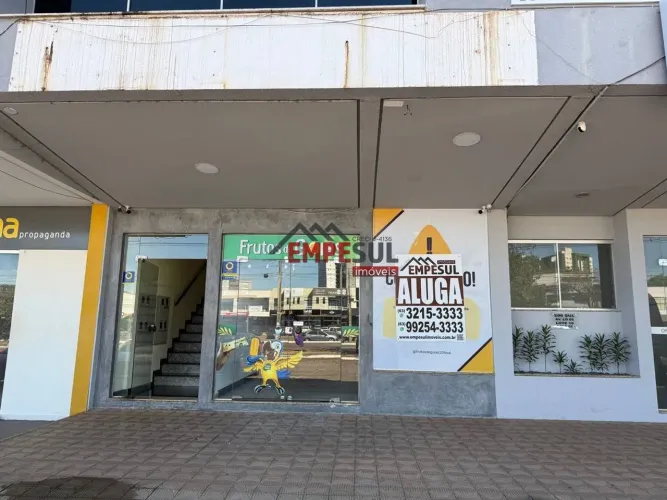Sala Comercial no Térreo para Locação na Quadra ARSE 22 (206 Sul)