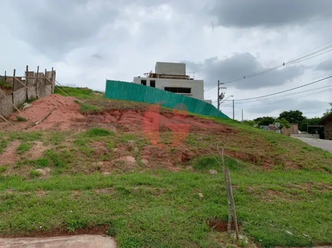 Terreno em condomínio para venda com 306m² Terreno em condomínio para venda