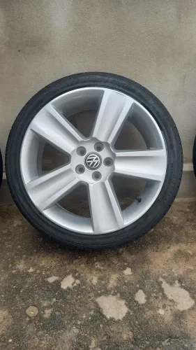 Roda aro 17 furacão  5x100  golf  polo  fox  crossfox  t cross virtus  com pneus  205-40 