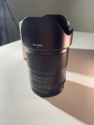 Lente viltrox 23mm 1.4 sony -e