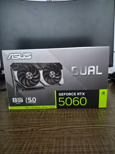 RTX 5060 8GB Asus Dual