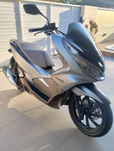 PCX DLX 150 - 2022