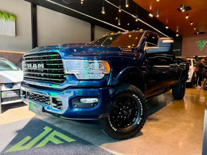 Ram 3500 Limited Longhorn 6.7 TB CD Diesel 2024