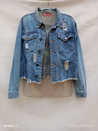Jaqueta jeans cropedd Cia Fashion 