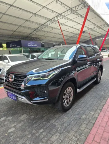 Toyota Hilux SW4 SRX 4X4 2.8 TDI 16V Dies. Aut. 2022