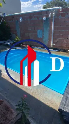 casa com 01vaga de garagem , piscina, area gourmet e super confortável