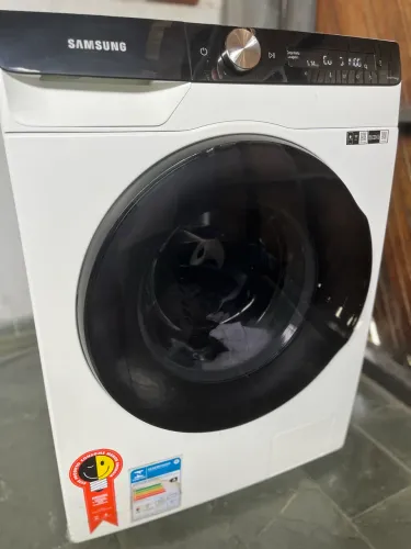 Vendo máquina lava e seca Sansung WD11T