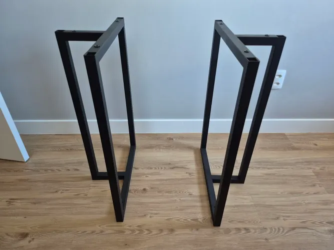 Pés para mesa