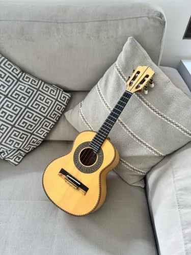 Cavaco CAVAQUINHO LUTHIER FAIA OPORTUNIDADE