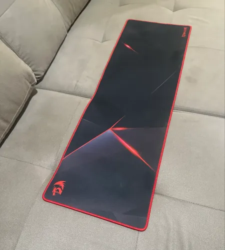 mousepad gamer redragon em perfeito estado (pouco usado) 90cm X 30cm