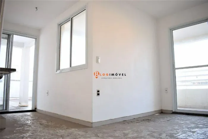 Penthouse com 1 dormitório à venda, 70 m² na rua Paim próximo ao Shopping Frei Caneca e me
