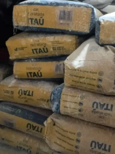 90 saco de cal itau  preço  por saco 17 reais 