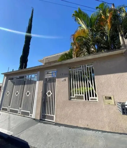 Sobrado com 3 dormitórios à venda, 195 m² por R$ 1.300.000,00 - Villa Branca - Jacareí/SP