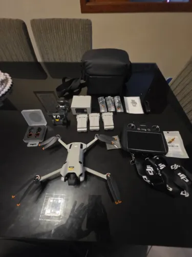 Drone DJI Mini 4 Pro Combo Plus 3 baterias