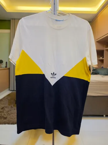 Camiseta adidas originals M