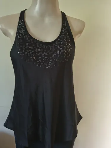 Blusa Feminina Sotavento Preta em Cetim Bordado com Paetês