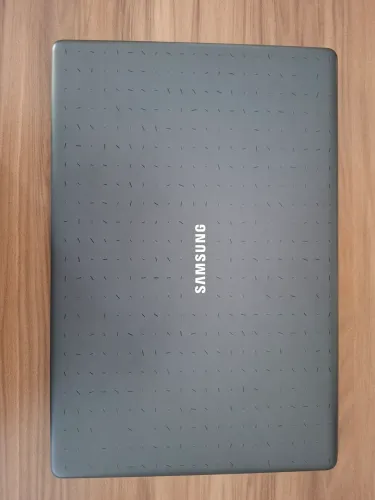 Samsung Flash F30 (Grafite / Estilo Retrô) - Excelente Estado
