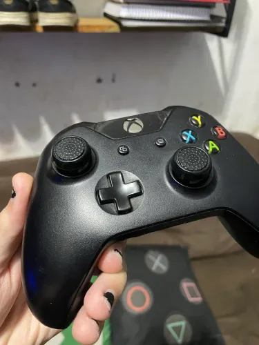 Controle sem fio Microsoft Xbox One (preto)
