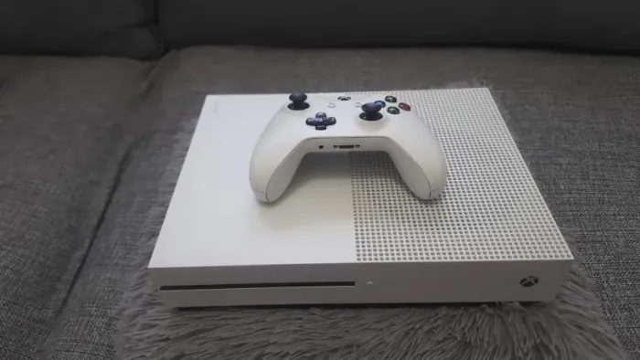 Xbox one S de 1 TB com controle