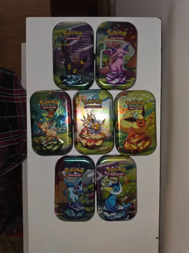 3 latinhas pokemon eeveelutions