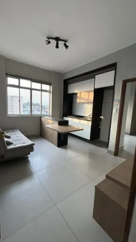 Apartamento a venda com 45 m2 com 1 quarto Semi mobiliado em Centro - Curitiba - PR