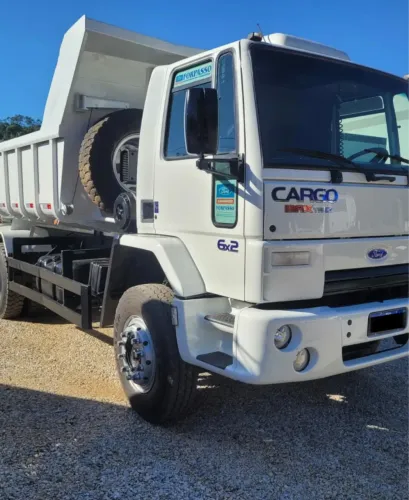 Ford Cargo 2428e Caçamba