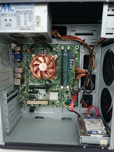 PC Intel Core i5 | 16GB RAM | SSD + HD