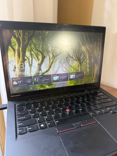 Notebook Lenovo Thinkpad Touch Screen e desbloqueio por digital