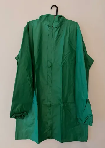 Capa de chuva longa, com capuz - NOVA