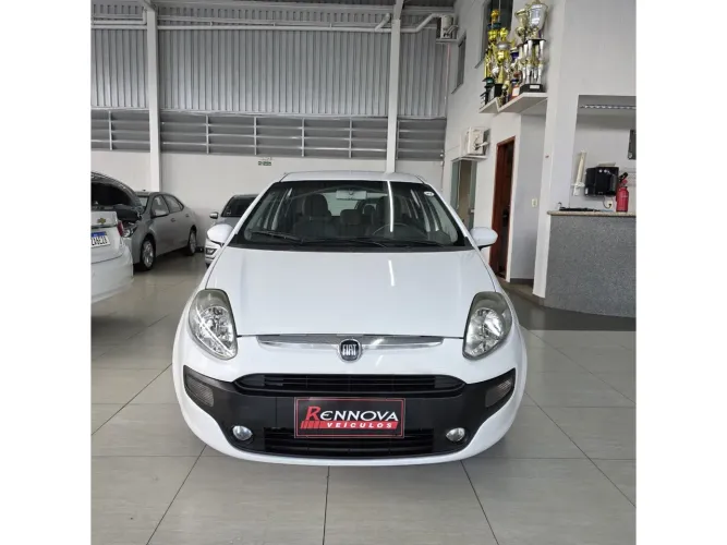 Fiat Punto Attractive 1.4 Fire Flex 8V 5P 2014