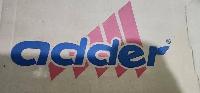 vendo uma bota de couro legitimo nova sem uso