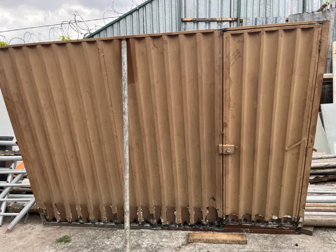 Portão de ferro para Garagem, Lote ou Galpão
