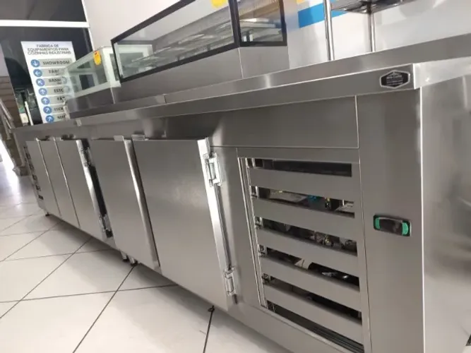 Balcão refrigerado industrial em aço inox, Direto da fábrica, (Faça um orçamento)
