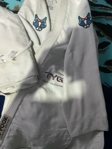 Kimono vouk, a1 , perfeito estado