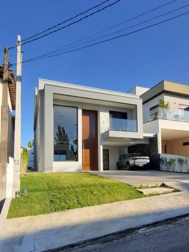 Sobrado à Venda no Condomínio Aruã Eco Park Lagos  Mogi das Cruzes - 3dorm 3suítes 4vagas