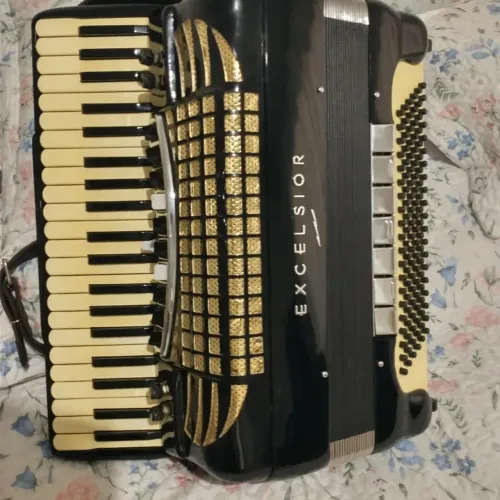 Acordeon 120 baixo exelsior USA duplo cassoto