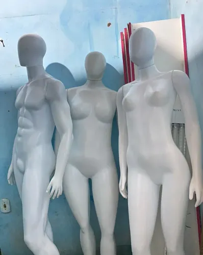 Manequins a venda