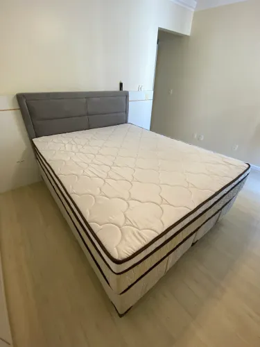 Cama casal + colchão + cabeceira