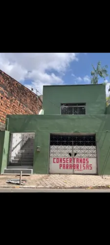 Vende-se uma Casa no Anil 