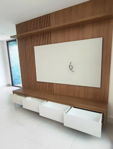 Rack Com Painel De Tv Ripado