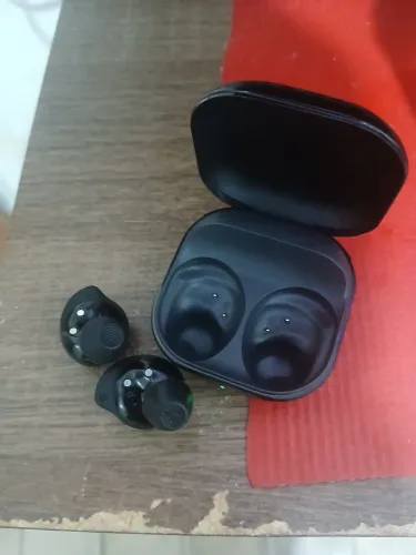 Samsung Buds Core (Comprado a 2 meses atras)