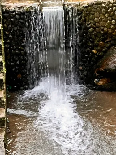 Sítio Recanto das águas com cachoeira